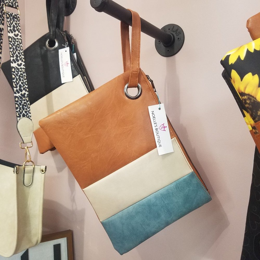 Color Block Wrist Clutch